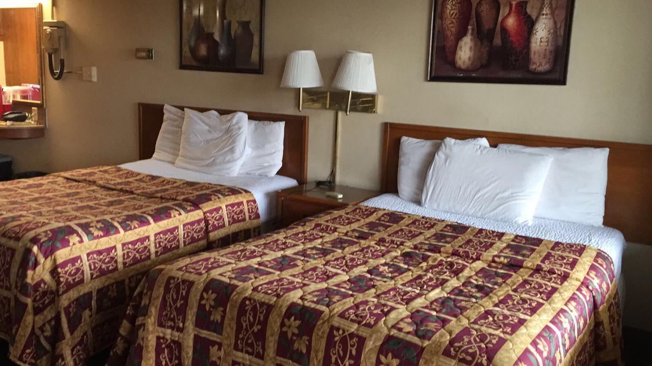 Clair Inn Marysville Bagian luar foto